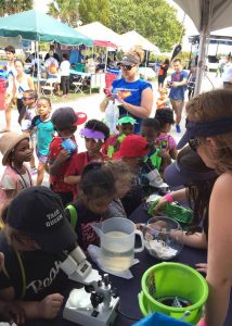 Kids at the 2017 Ocean Kids event flocked to the RECOVER interactive stations where they learned about mahi-mahi and red fish research. Photo by RECOVER.