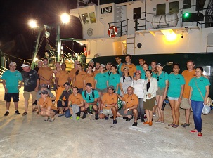 GroupShot_slider Cuban and American graduate students and scientists return from the first-ever student “science day” aboard the R/V Weatherbird II, where the latest oceanographic sampling techniques were demonstrated. Photo of C-IMAGE