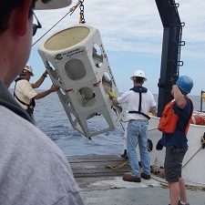 DSCN0469_slider Researchers deploy sediment trap instruments in the Gulf of Mexico. Picture provided by Uta Passow.