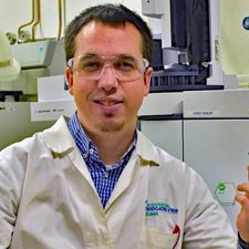 ViamonteLab_slider Juan Viamonte. (Provided by C-IMAGE)