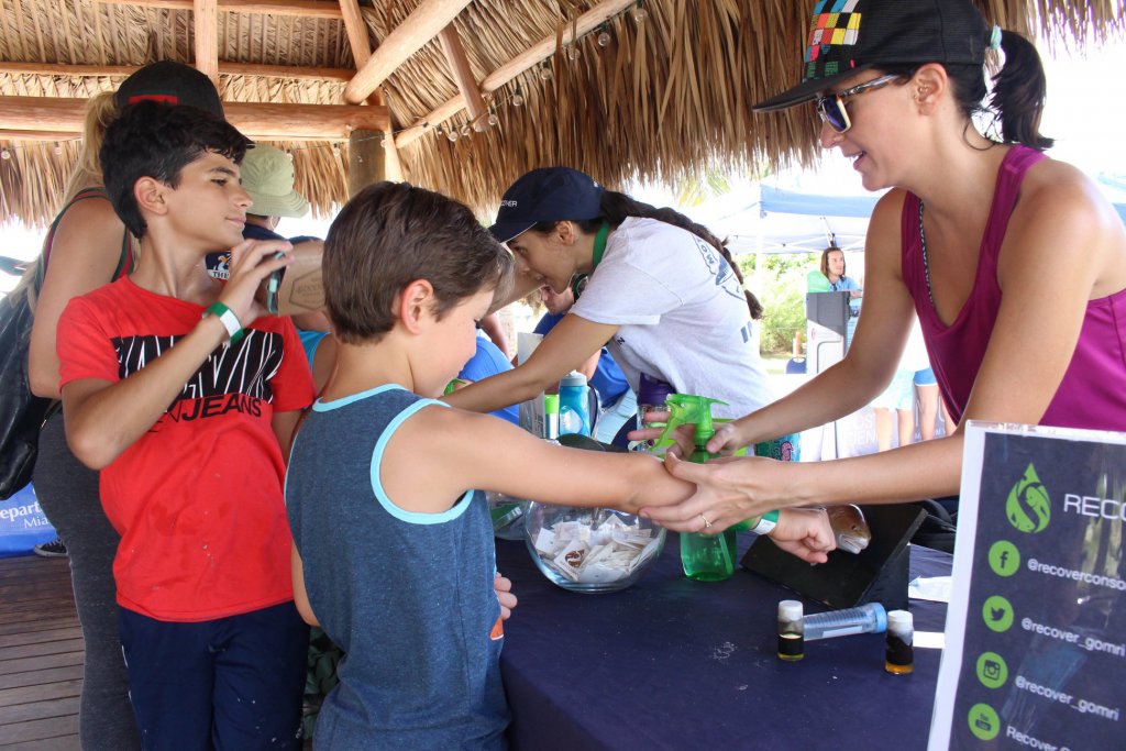 RECOVER shared their science about how they study the effects of oil on mahi-mahi and red drum during the Miami Seaquarium's Birthday Beach cleanup at Historic Virginia Key Beach Park. See the RECOVER website.