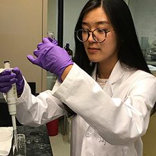 Ph.D. student Jiayi Deng prepares a bacterial suspension at the University of Pennsylvania’s Department of Chemical and Biomolecular Engineering. (Provided by Tianyi Yao)